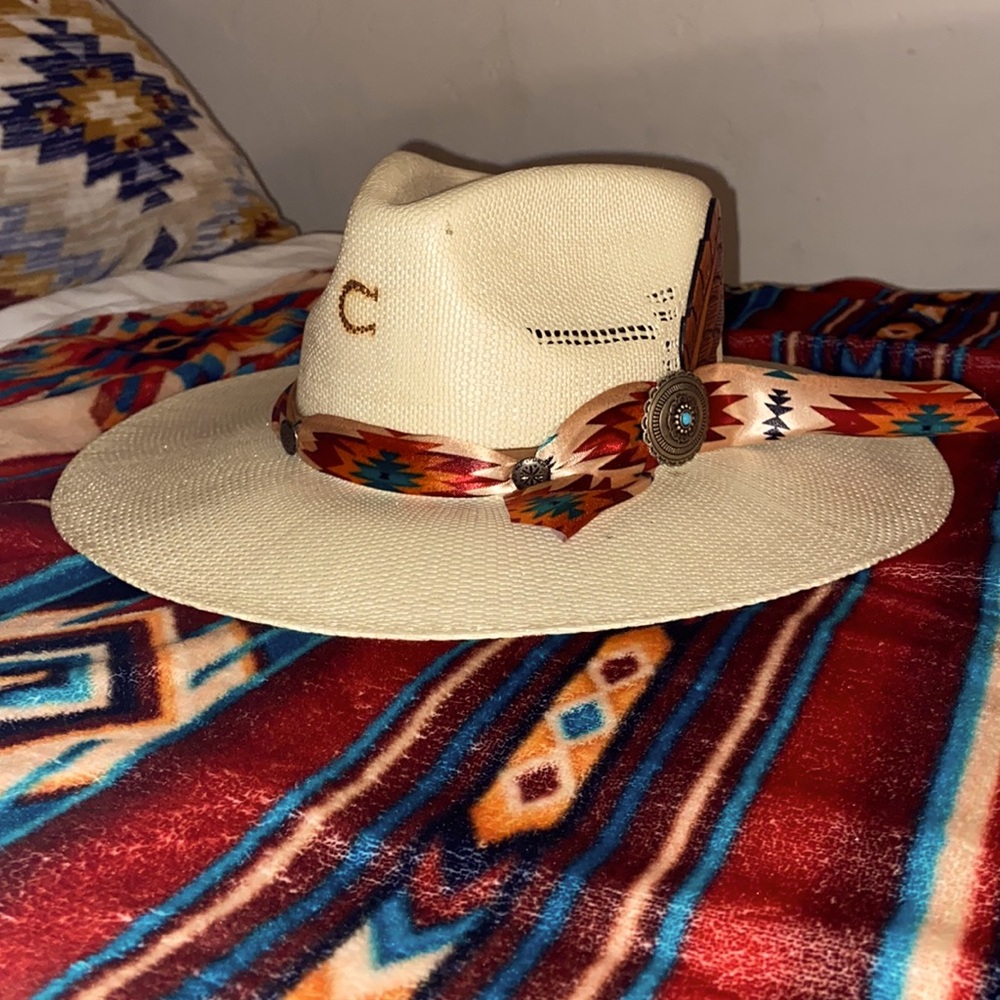 Brim 3 3/4” crown 4” size m